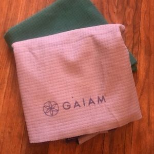 Gaiam Non Slip Yoga Mat Towel